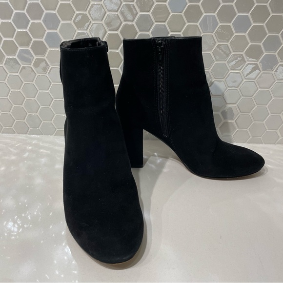 Black Suede Heeled Ankle Boots (Nine West) - Picture 4 of 9